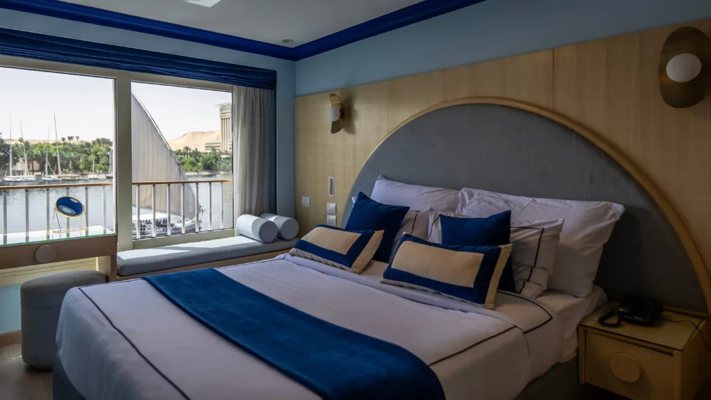 Nile Azur cabin