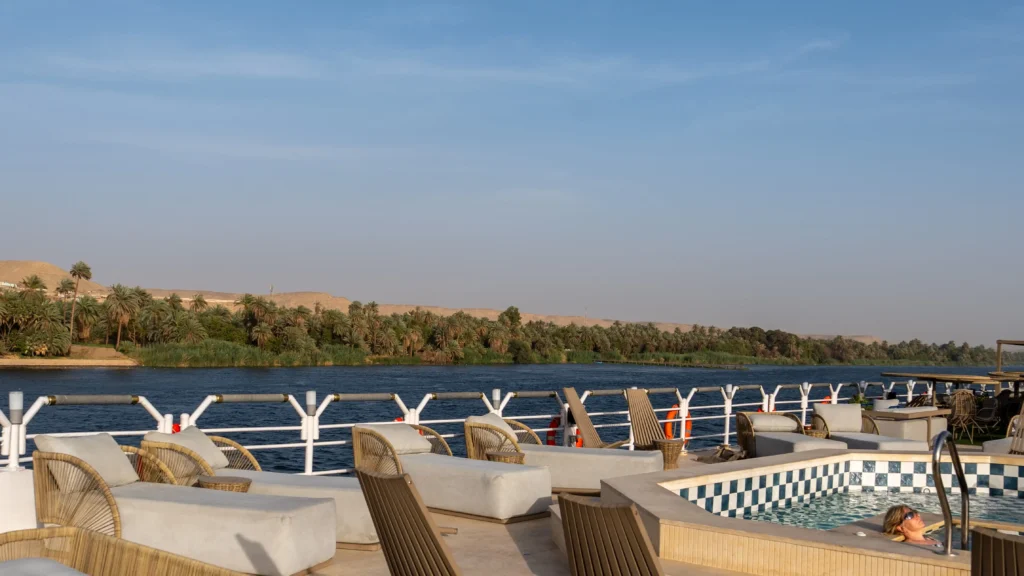 Sun Deck (2)